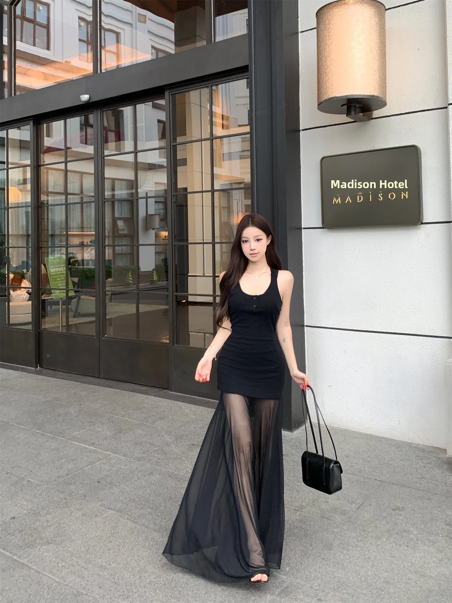 Fashionable Sexy Vest Dress Set Women's Summer Mesh Skirt Long Dress Two-Piece Set High Waist Button Style Slim Fit Hot Girl ...
Fashionable Sexy Vest Dress Set Women's Summer Mesh Skirt Long Dress Two-Piece Set High Waist Button Style Slim Fit Hot Girl ...