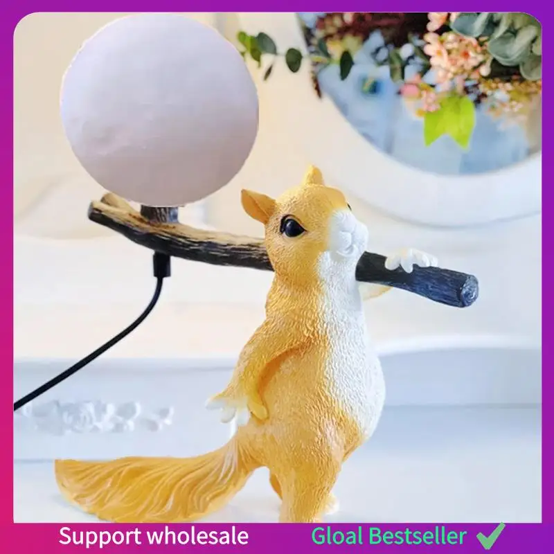 A38M Resin Squirrel Mini LED Night Light Children's Room Table Lamp Animal Squirrel Desk Lamp Bedside Lamp Home Decor EU Plug Du
A38M Resin Squirrel Mini LED Night Light Children's Room Table Lamp Animal Squirrel Desk Lamp Bedside Lamp Home Decor EU Plug Du