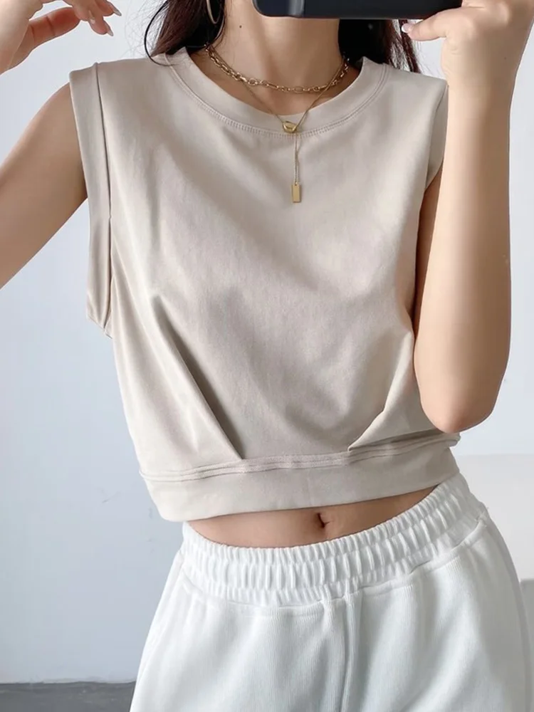 New spring and summer solid color casual loose short round neck vest sports vest folding top
New spring and summer solid color casual loose short round neck vest sports vest folding top