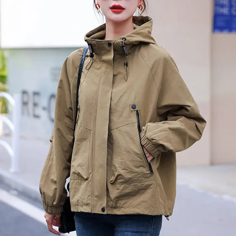 Autumn Short Coats Women's 2025 New Fashion Casual All-match Outwear Elegant Hooded Jackets Female Loose Zipper Streetwear Tops
Autumn Short Coats Women's 2025 New Fashion Casual All-match Outwear Elegant Hooded Jackets Female Loose Zipper Streetwear Tops