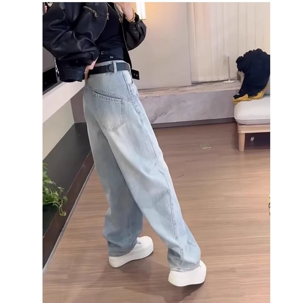 Light Wash High Waist Baggy Wide Leg Jeans Women Back Pocket Stitch Detail Loose Floor Length Denim Trousers
Light Wash High Waist Baggy Wide Leg Jeans Women Back Pocket Stitch Detail Loose Floor Length Denim Trousers