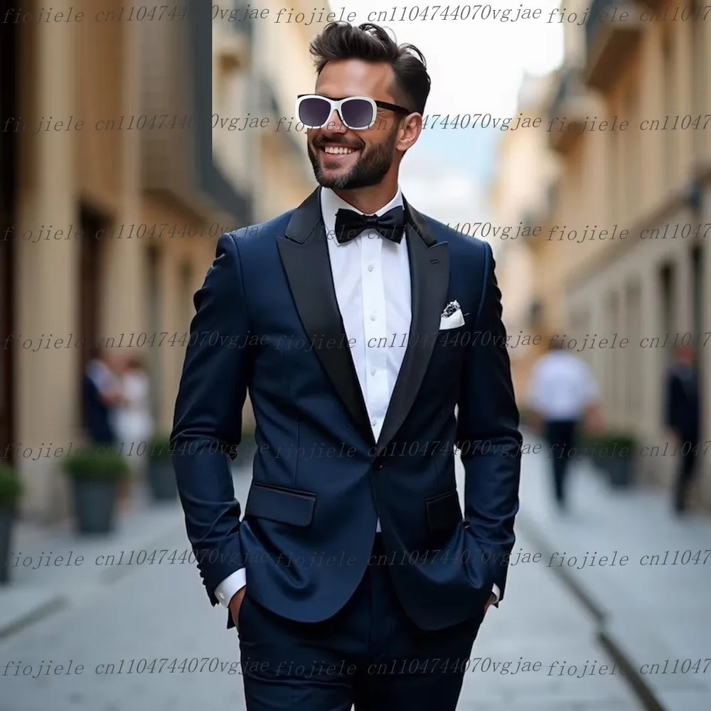 New Black Collar Navy Blue Men Suit Formal Wedding Party Groom Groomsman Prom Male Tuxedos Customize 2 Piece Set Jacket Pants
New Black Collar Navy Blue Men Suit Formal Wedding Party Groom Groomsman Prom Male Tuxedos Customize 2 Piece Set Jacket Pants