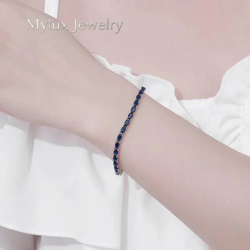 Mylux Jewelry Luxury Solid Platinum PT950 Blue Oval Moissanite Bracelet Ins Women's Niche Design Simple Fashion Bracelet
Mylux Jewelry Luxury Solid Platinum PT950 Blue Oval Moissanite Bracelet Ins Women's Niche Design Simple Fashion Bracelet