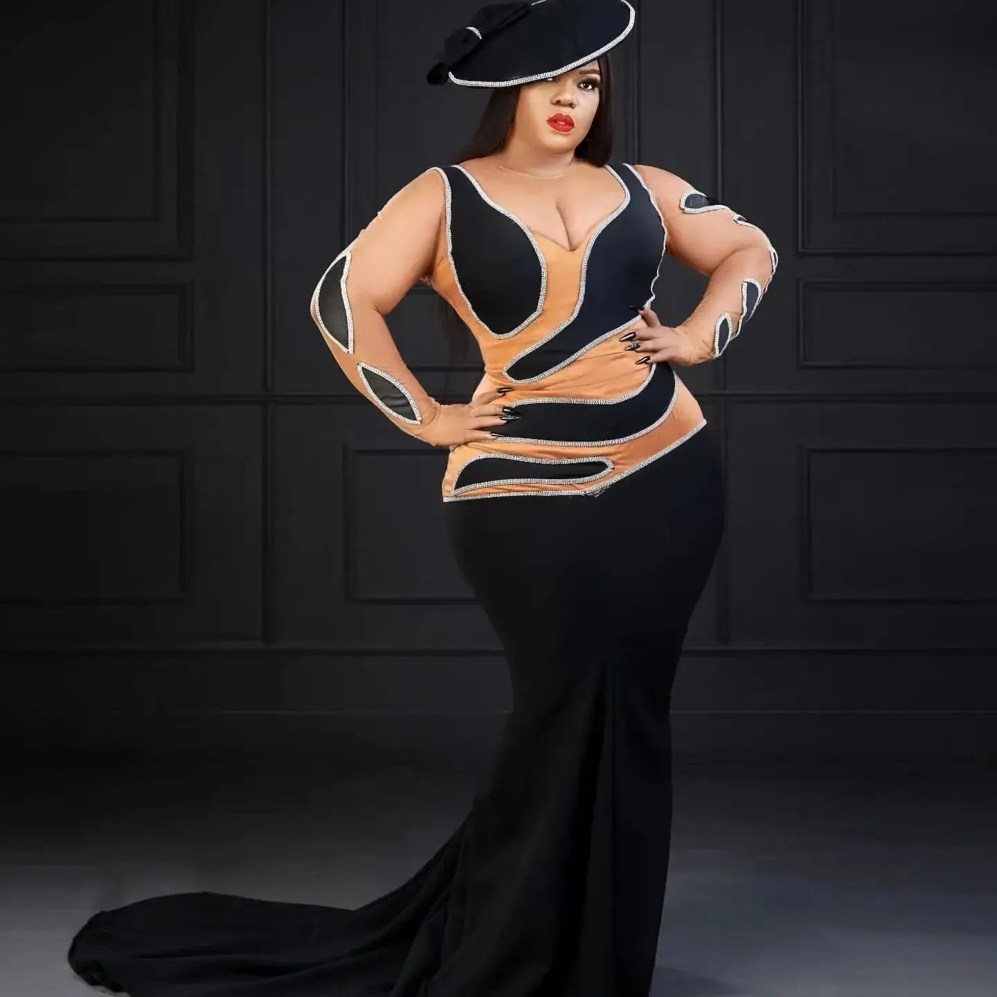 Черное атласное вечернее платье-русалка с длинными рукавами для выпускного вечера, торжественных мероприятий и вторых приемов
Черное атласное вечернее платье-русалка с длинными рукавами для выпускного вечера, торжественных мероприятий и вторых приемов