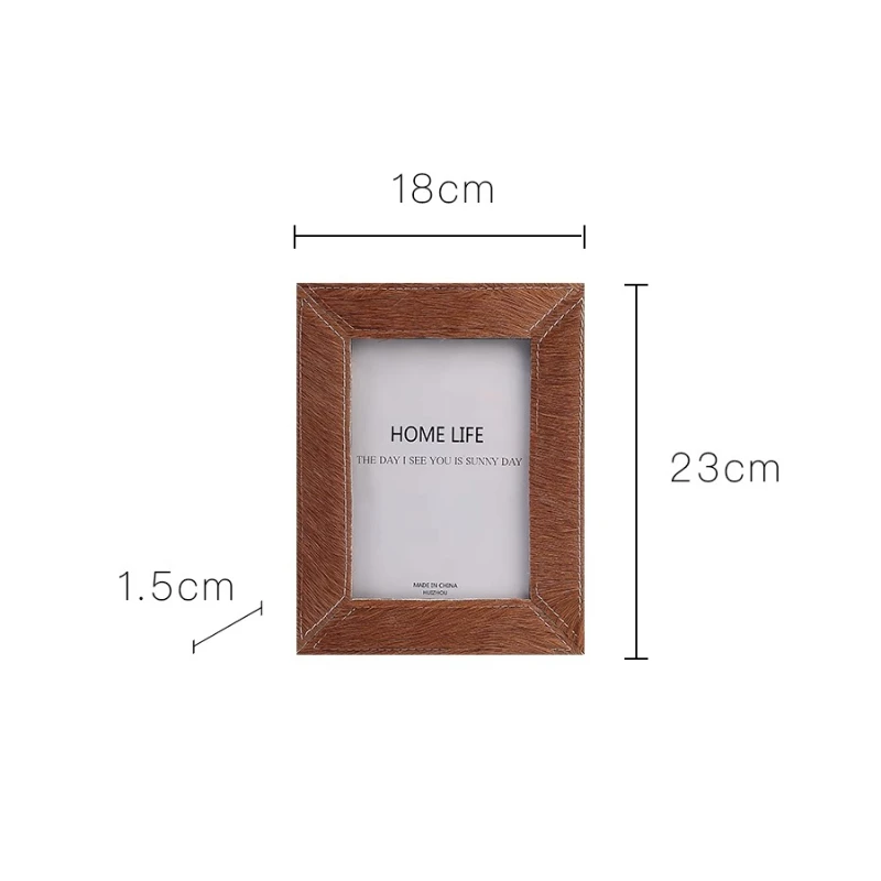 Medieval horsehair photo frame, simple and light luxury framing decorative ornament
Medieval horsehair photo frame, simple and light luxury framing decorative ornament