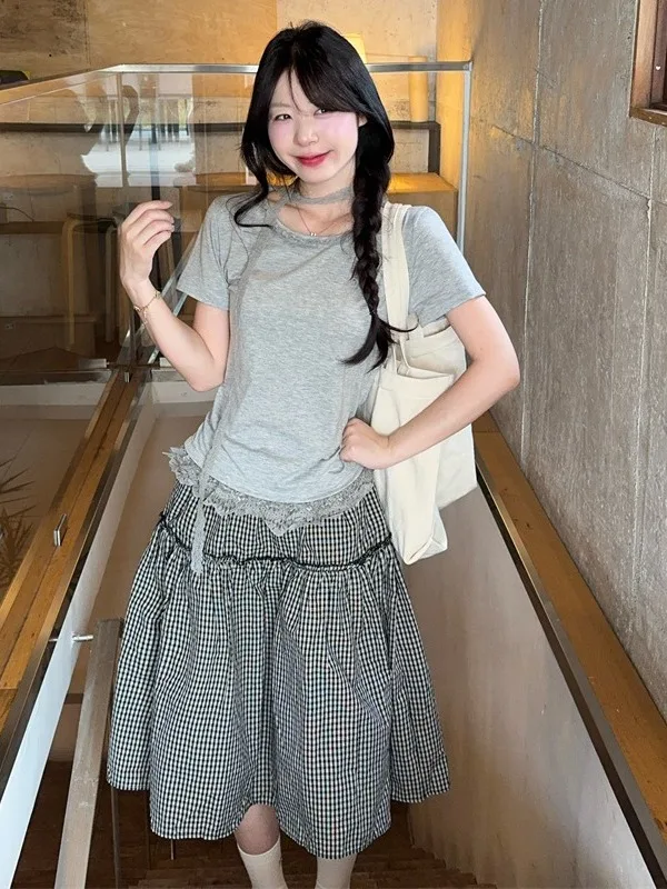 Korean Style plus Size Set Summer New Design Lace Trim Short Sleeve Top Vintage Plaid Skirt Fashionable Commute High Wai...
Korean Style plus Size Set Summer New Design Lace Trim Short Sleeve Top Vintage Plaid Skirt Fashionable Commute High Wai...