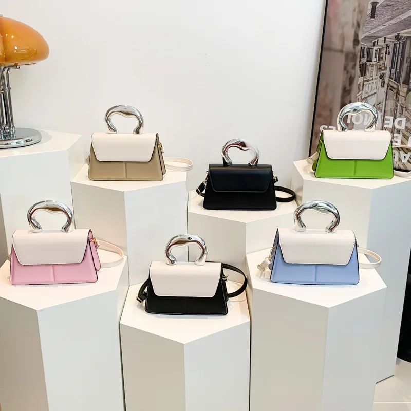 2025 Women‘s Structured Tote Bag, Genuine Leather Multi-way Shoulder Crossbody Purse, Vintage Chic Large Capacity Work Bag
2025 Women‘s Structured Tote Bag, Genuine Leather Multi-way Shoulder Crossbody Purse, Vintage Chic Large Capacity Work Bag