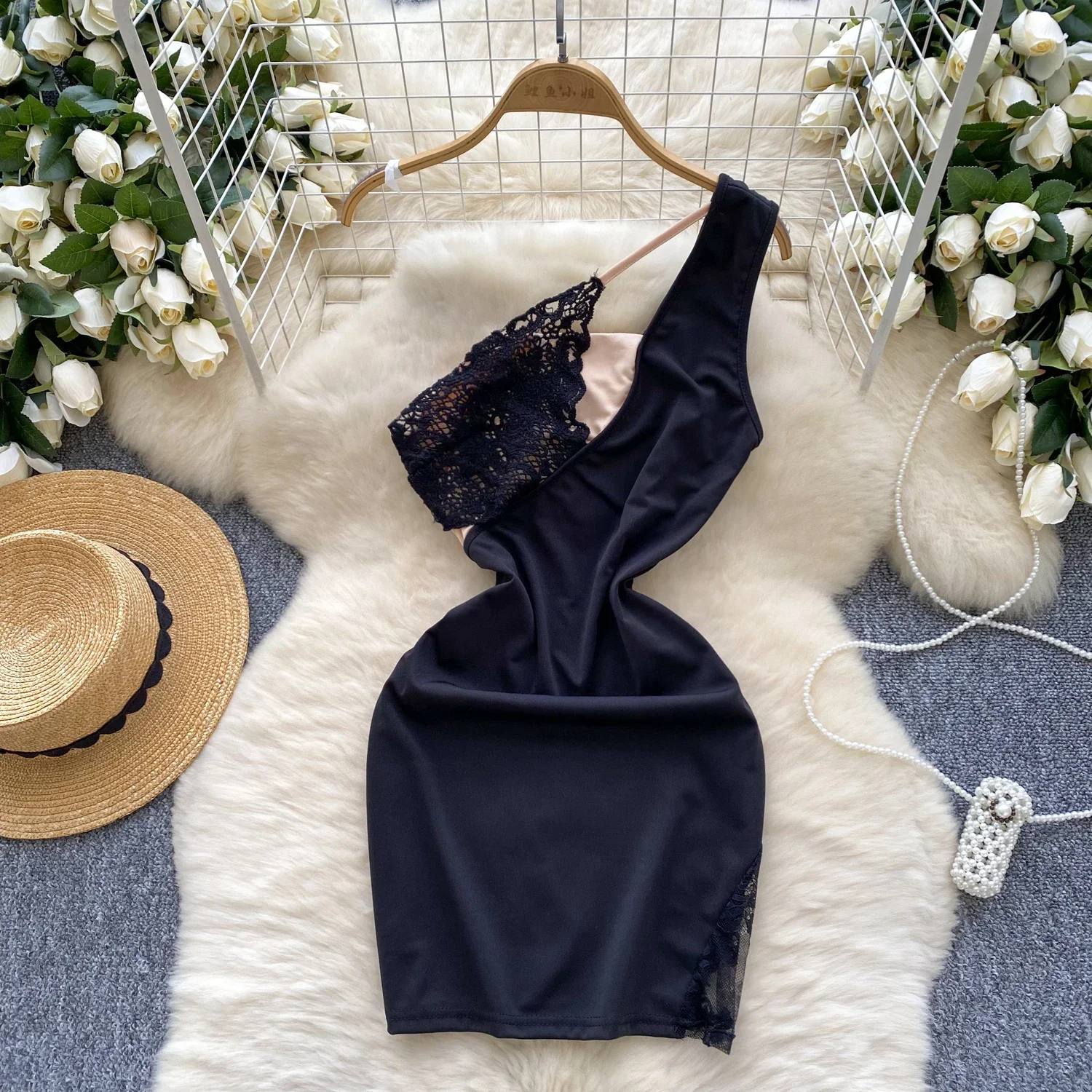 Vintage Sleeveless Elegant Diagonal Collar Chic Asymmetrical Spliced Mesh Slim Pencil Dresses French High Street Autumn Clothing
Vintage Sleeveless Elegant Diagonal Collar Chic Asymmetrical Spliced Mesh Slim Pencil Dresses French High Street Autumn Clothing