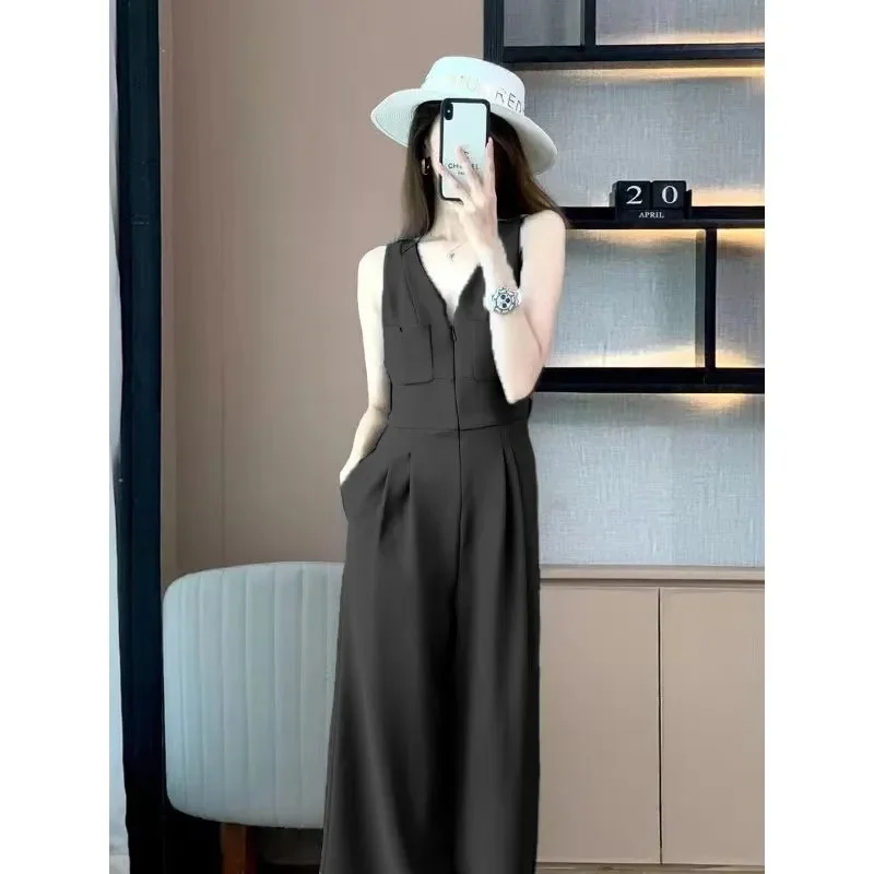 Women's Wide Leg Jumpsuit Pants 2022 Summer New Casual Straight Tube Sports Overalls V-neck Sleeveless Bodysuit For Women Romper
Women's Wide Leg Jumpsuit Pants 2022 Summer New Casual Straight Tube Sports Overalls V-neck Sleeveless Bodysuit For Women Romper