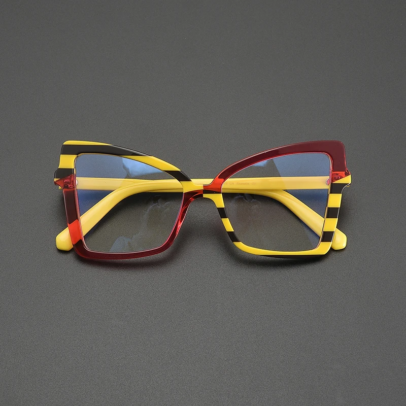Niche retro patchwork color cat-eye myopia glasses frame, fashionable, trendy and personalized square large-frame optical glasse
Niche retro patchwork color cat-eye myopia glasses frame, fashionable, trendy and personalized square large-frame optical glasse