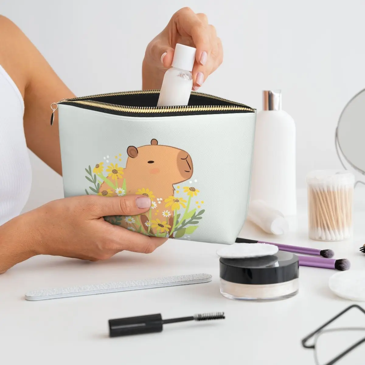 Capybara With Daisy Flowers Women Cosmetic Bag Travel Makeup Organizer Pouch Toiletry Storage Dopp Kit Box
Capybara With Daisy Flowers Women Cosmetic Bag Travel Makeup Organizer Pouch Toiletry Storage Dopp Kit Box