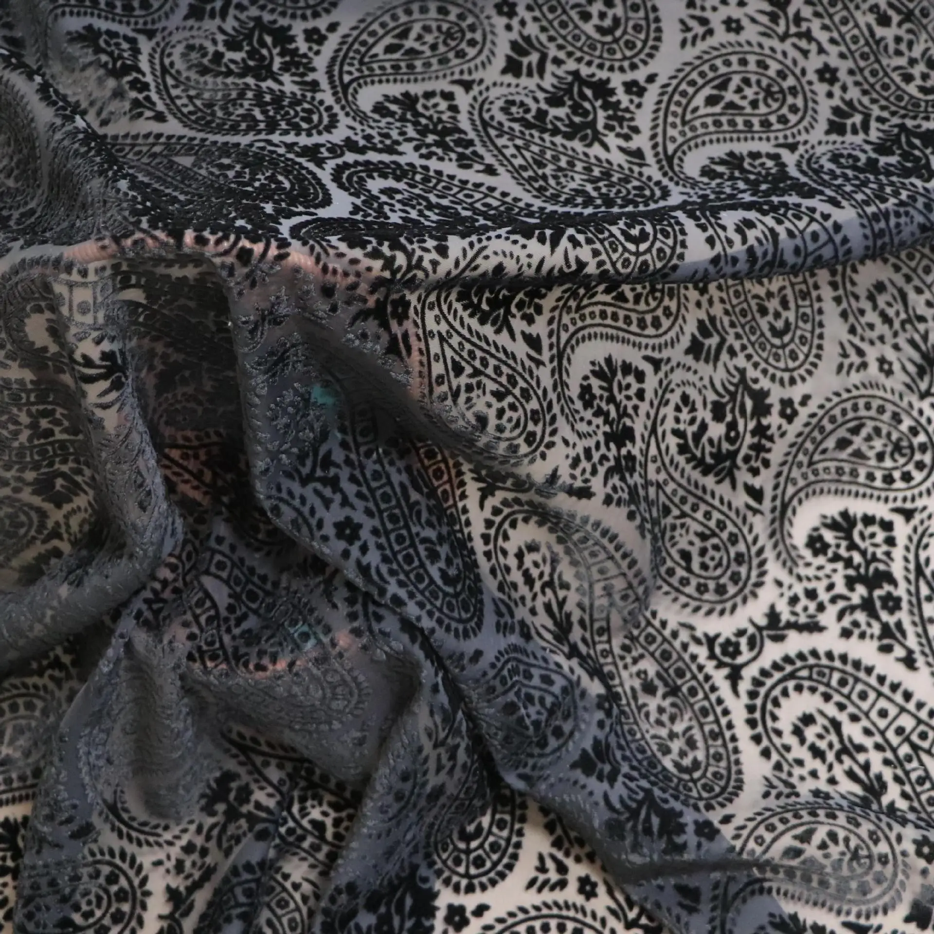 Woven Brocade Sticky Velvet Artificial Silk Burnt out Fabric Dress Women's Textile
Woven Brocade Sticky Velvet Artificial Silk Burnt out Fabric Dress Women's Textile