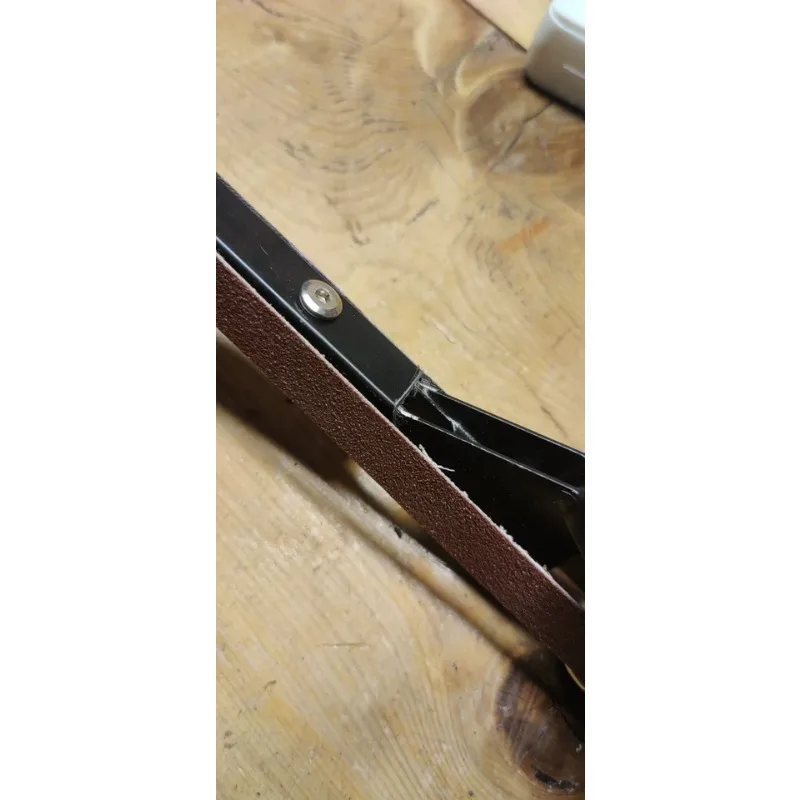 Ленточная шлифовальная машина 220-240В с регулируемой скоростью, 30*533 мм, 550 Вт, высокомощная, для обработки дерева, шлифовальный станок для наждачной бумаги
Ленточная шлифовальная машина 220-240В с регулируемой скоростью, 30*533 мм, 550 Вт, высокомощная, для обработки дерева, шлифовальный станок для наждачной бумаги