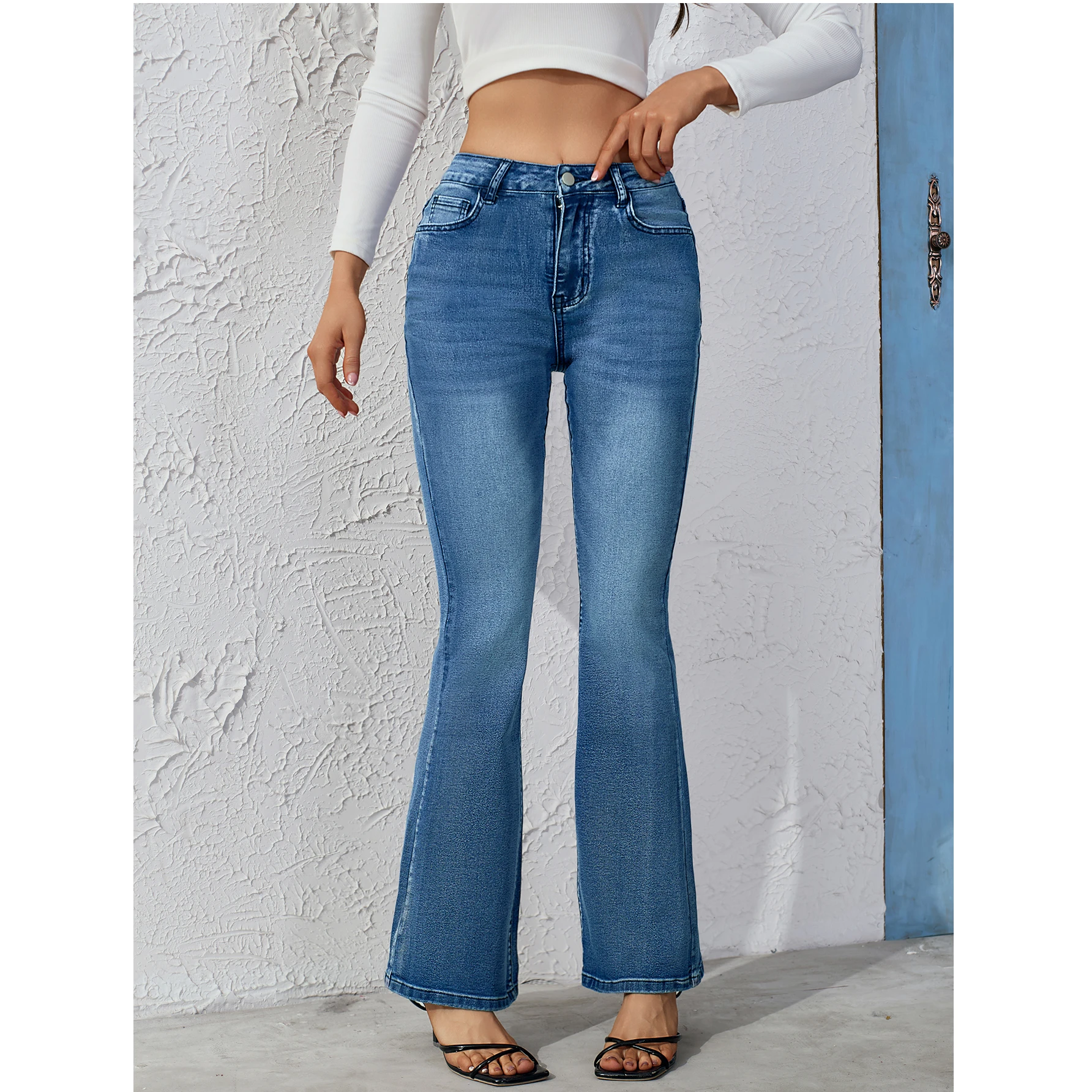 Women's Y2K High Waist Flared Jeans Elastic Comfort Fit Light Wash Retro Style Trendy Casual Pants
Women's Y2K High Waist Flared Jeans Elastic Comfort Fit Light Wash Retro Style Trendy Casual Pants