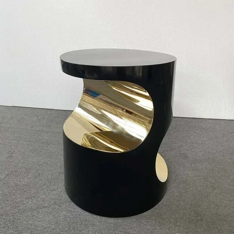 X light luxury sofa edge stainless steel living room creative and modern high-end corner table
X light luxury sofa edge stainless steel living room creative and modern high-end corner table