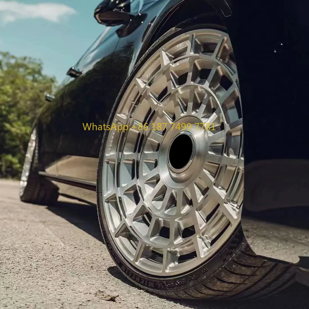 Роскошные автомобильные диски на заказ 18, 19, 20, 21, 22, 23, 24-дюймовые вогнутые польские кованые колеса на заказ для Lincoln
Роскошные автомобильные диски на заказ 18, 19, 20, 21, 22, 23, 24-дюймовые вогнутые польские кованые колеса на заказ для Lincoln