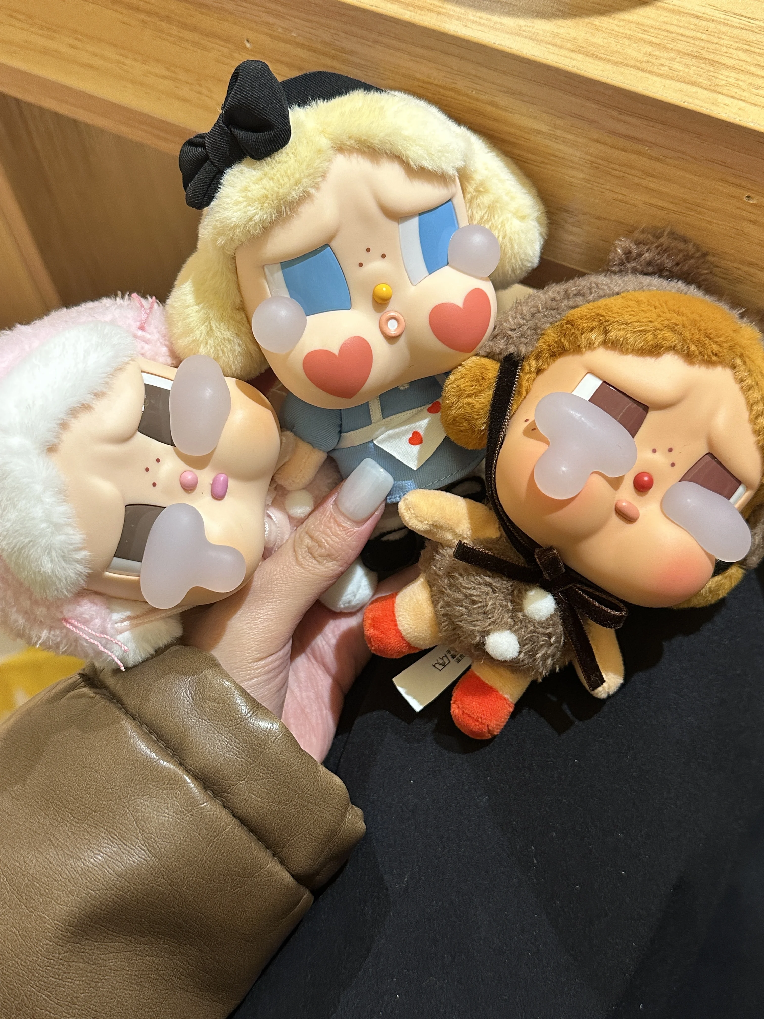 Blind Box Crybaby Tear Factory Series Cry Face Plush Vinyl Doll Desk Decoration Trend Pendant Toy For Kids Surpris Gift
Blind Box Crybaby Tear Factory Series Cry Face Plush Vinyl Doll Desk Decoration Trend Pendant Toy For Kids Surpris Gift