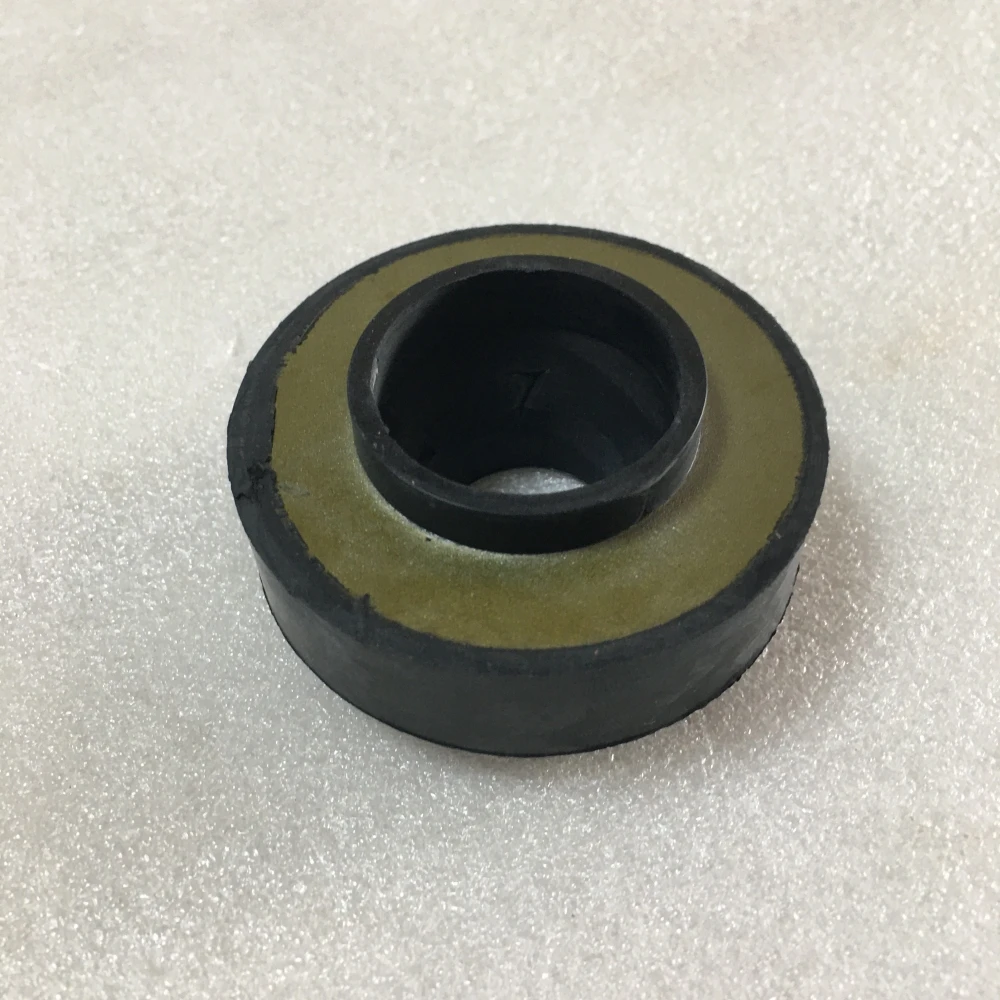 Engine Mount Rubber Damper 7000489 Suitable for Bobcat A770 S510 S530 S550 S570 T750 T770 T870
Engine Mount Rubber Damper 7000489 Suitable for Bobcat A770 S510 S530 S550 S570 T750 T770 T870
