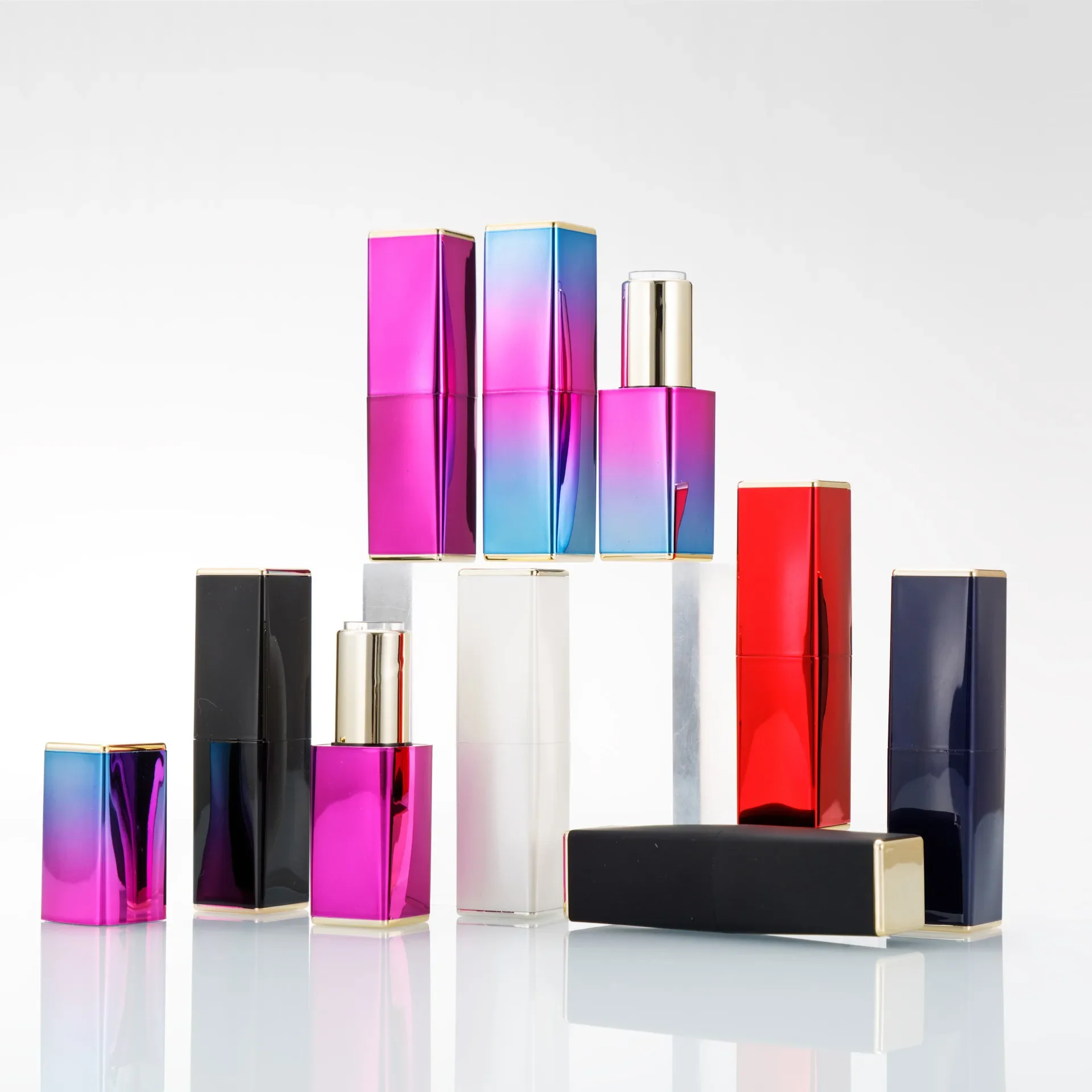 1pcs Cosmetic Empty Lipstick Tubes 12.1mm Magnetic Buckle Lip Balm Stick Refillable Bottles Container Makeup Tools Accessories
1pcs Cosmetic Empty Lipstick Tubes 12.1mm Magnetic Buckle Lip Balm Stick Refillable Bottles Container Makeup Tools Accessories