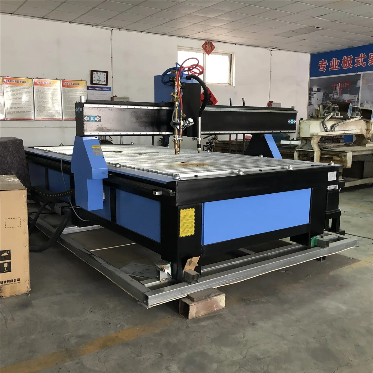 Newly Design 1300*2500mm Plasma With Flame Head/CNC Plasma Cutter LGK Plasma Cutting Tables For Metal Cutting
Newly Design 1300*2500mm Plasma With Flame Head/CNC Plasma Cutter LGK Plasma Cutting Tables For Metal Cutting