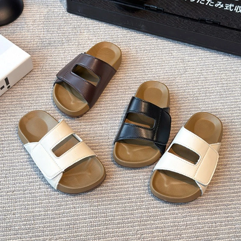 Girls' slippers summer new children's slippers fashion boy beach shoe versatile girl shoe anti slip boy shoe comfort child shoes
Girls' slippers summer new children's slippers fashion boy beach shoe versatile girl shoe anti slip boy shoe comfort child shoes