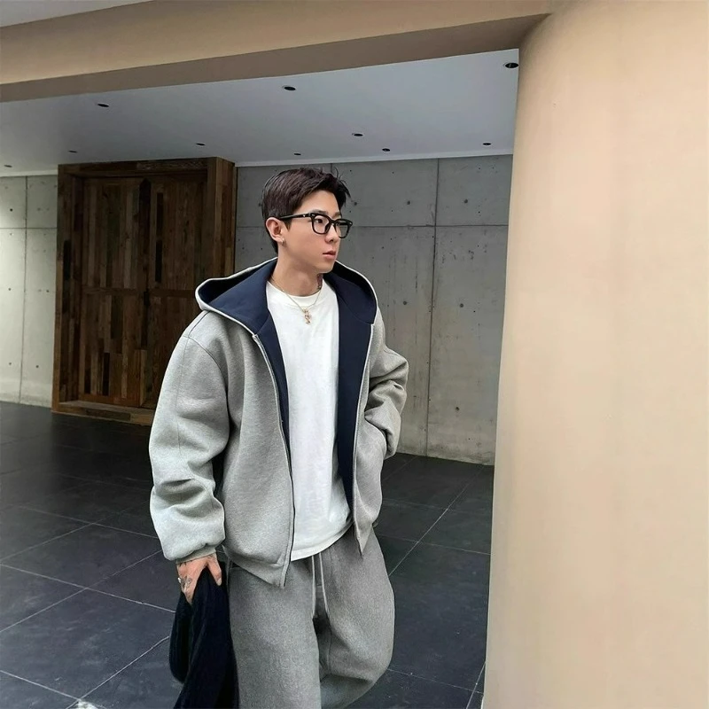A Trendy Brand's Spring and Autumn Blockbuster: Double-zipped Short High Street Hooded Cardigan Men's Hoodie Casual and Fashion
A Trendy Brand's Spring and Autumn Blockbuster: Double-zipped Short High Street Hooded Cardigan Men's Hoodie Casual and Fashion