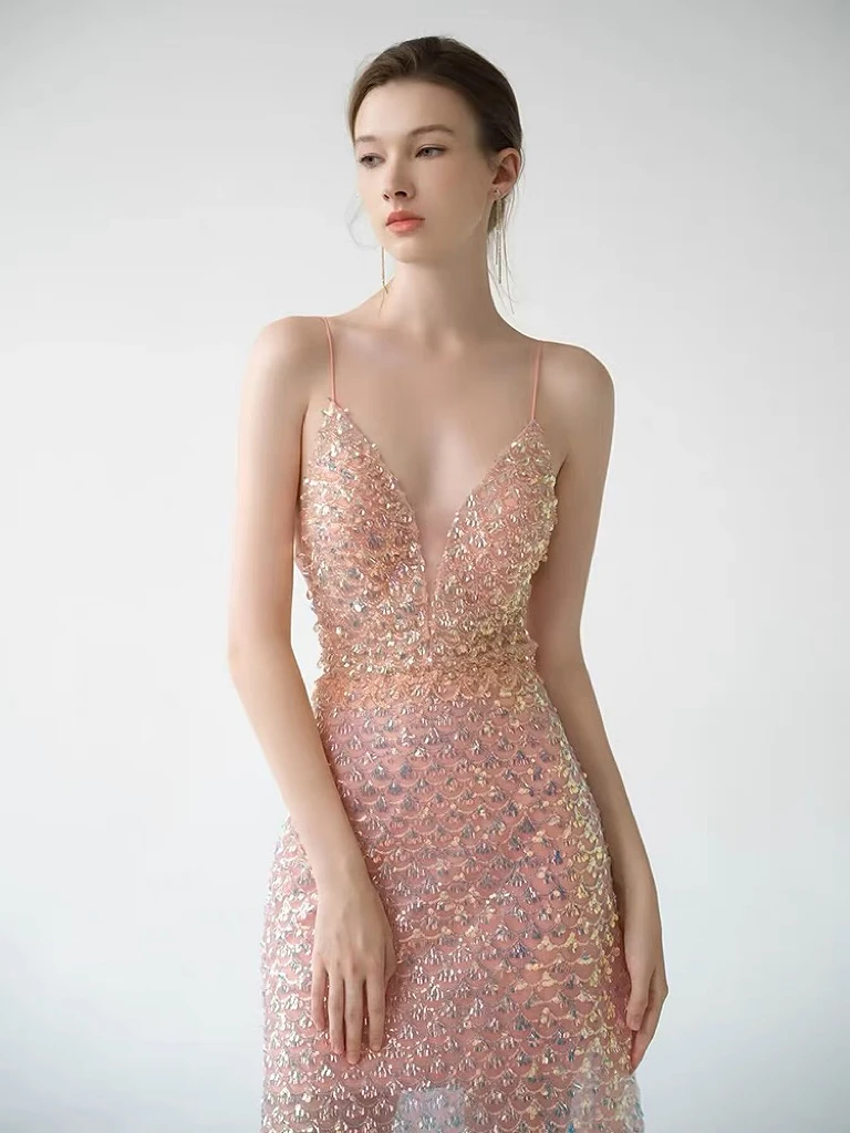 Sexy Pink Cocktail Dresses Spaghetti Strap V-neck A-line Backless Beading Sequins Sleeveless Woman Club Long Prom Gowns 2023
Sexy Pink Cocktail Dresses Spaghetti Strap V-neck A-line Backless Beading Sequins Sleeveless Woman Club Long Prom Gowns 2023