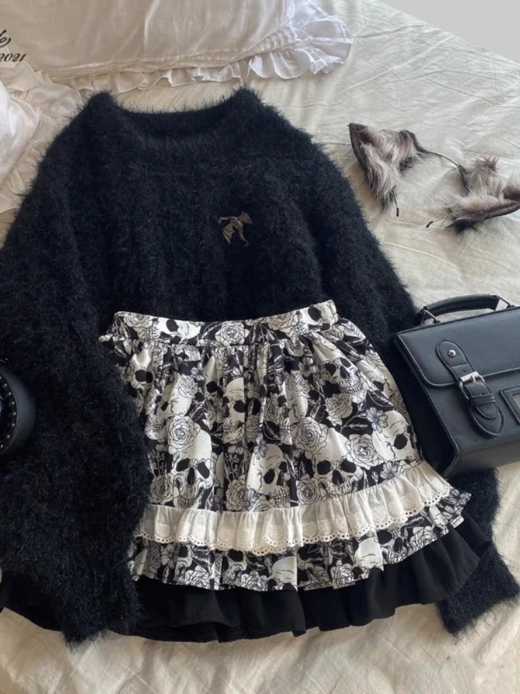Korobov Y2k Clothes Punk Style Skirts Gothic Ball Gown Skirt Halter Lolita Skirt Black Lace Splicing Women's Clothing Faldas
Korobov Y2k Clothes Punk Style Skirts Gothic Ball Gown Skirt Halter Lolita Skirt Black Lace Splicing Women's Clothing Faldas