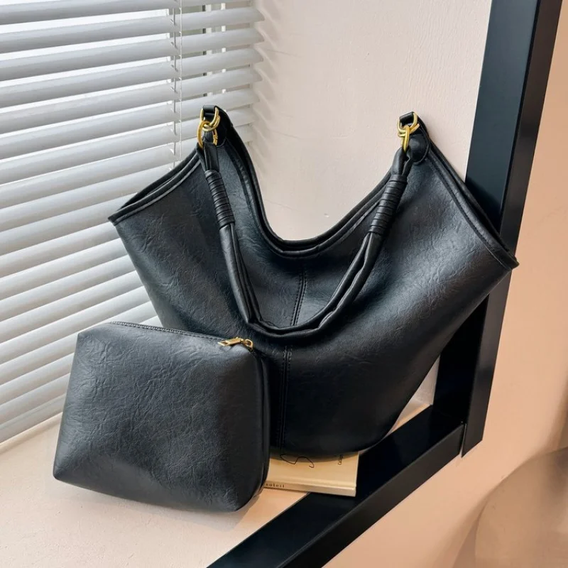 Famous Designer Leather Women's Handbag High-End Luxury Brand Fashionable Elegant Crossbody Handbag For Ladies Casual Bag
Famous Designer Leather Women's Handbag High-End Luxury Brand Fashionable Elegant Crossbody Handbag For Ladies Casual Bag