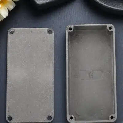 Diecast Aluminium Box Guitar Pedal Enclosure Replacement Durable Corrosion Resistant Silver Polished Surface Effect
Diecast Aluminium Box Guitar Pedal Enclosure Replacement Durable Corrosion Resistant Silver Polished Surface Effect