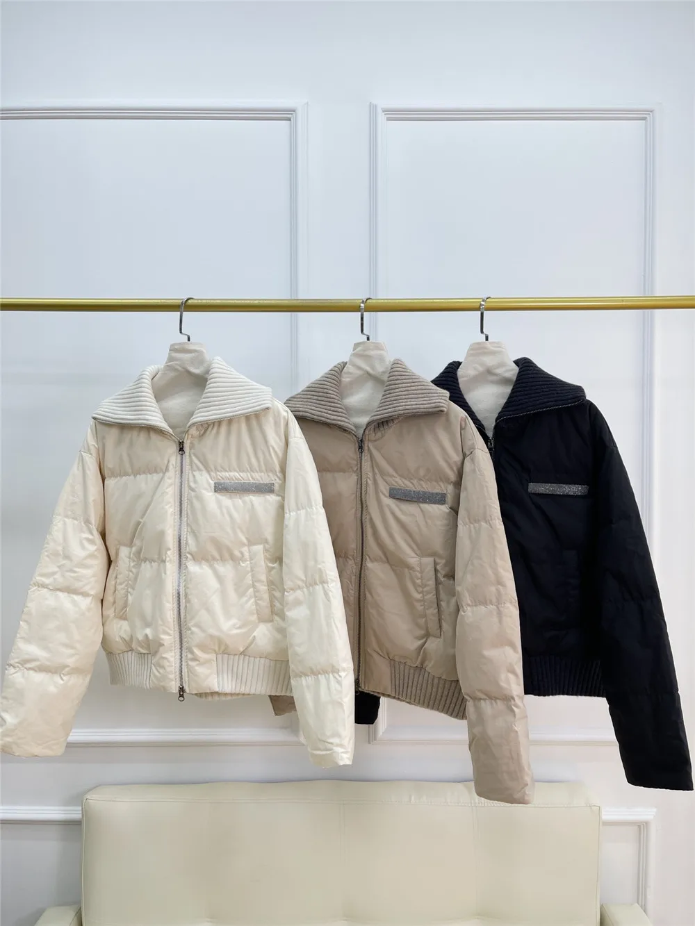 Autumn Winter Women's White Goose Down Jacket Lapel Chain Casual Thick Coat Female Warm Outwear
Autumn Winter Women's White Goose Down Jacket Lapel Chain Casual Thick Coat Female Warm Outwear