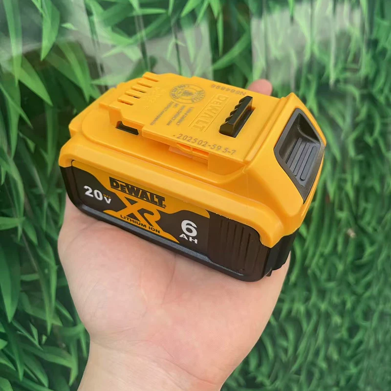 Original DEWALT battery,20V,,6AH, rechargeable lithium-ion battery, DCB115, DCB118,,Dewalt tool battery, dewalt ,DCB1104 charger
Original DEWALT battery,20V,,6AH, rechargeable lithium-ion battery, DCB115, DCB118,,Dewalt tool battery, dewalt ,DCB1104 charger