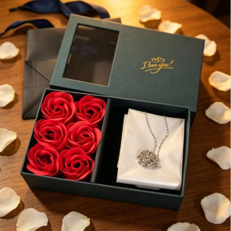 Fashion Pendant Necklace Valentine's Day Birthday Proposal Gift Women's Eternal Rose Bouquet Romantic Handbag Gift Box
Fashion Pendant Necklace Valentine's Day Birthday Proposal Gift Women's Eternal Rose Bouquet Romantic Handbag Gift Box