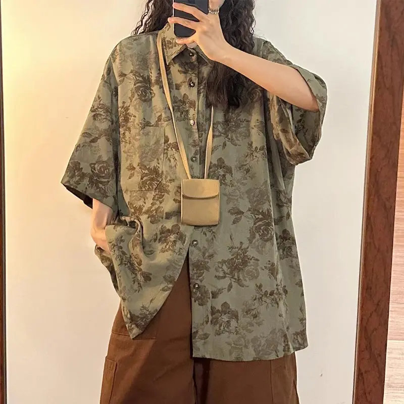 Vintage Floral Shirt for Women Baggy Cardigan Short-sleeved Shirt Tops Trendy Harajuku Japan Style Summer Clothing
Vintage Floral Shirt for Women Baggy Cardigan Short-sleeved Shirt Tops Trendy Harajuku Japan Style Summer Clothing