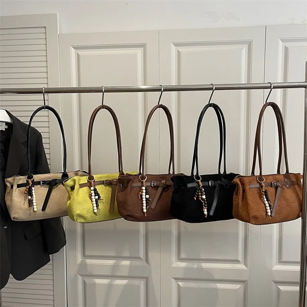 Stylish Vintage Shoulder Bag Large Capacity Imitation Suede Tote Bag Pendant Decoration Solid Color Women's Handbag Women
Stylish Vintage Shoulder Bag Large Capacity Imitation Suede Tote Bag Pendant Decoration Solid Color Women's Handbag Women