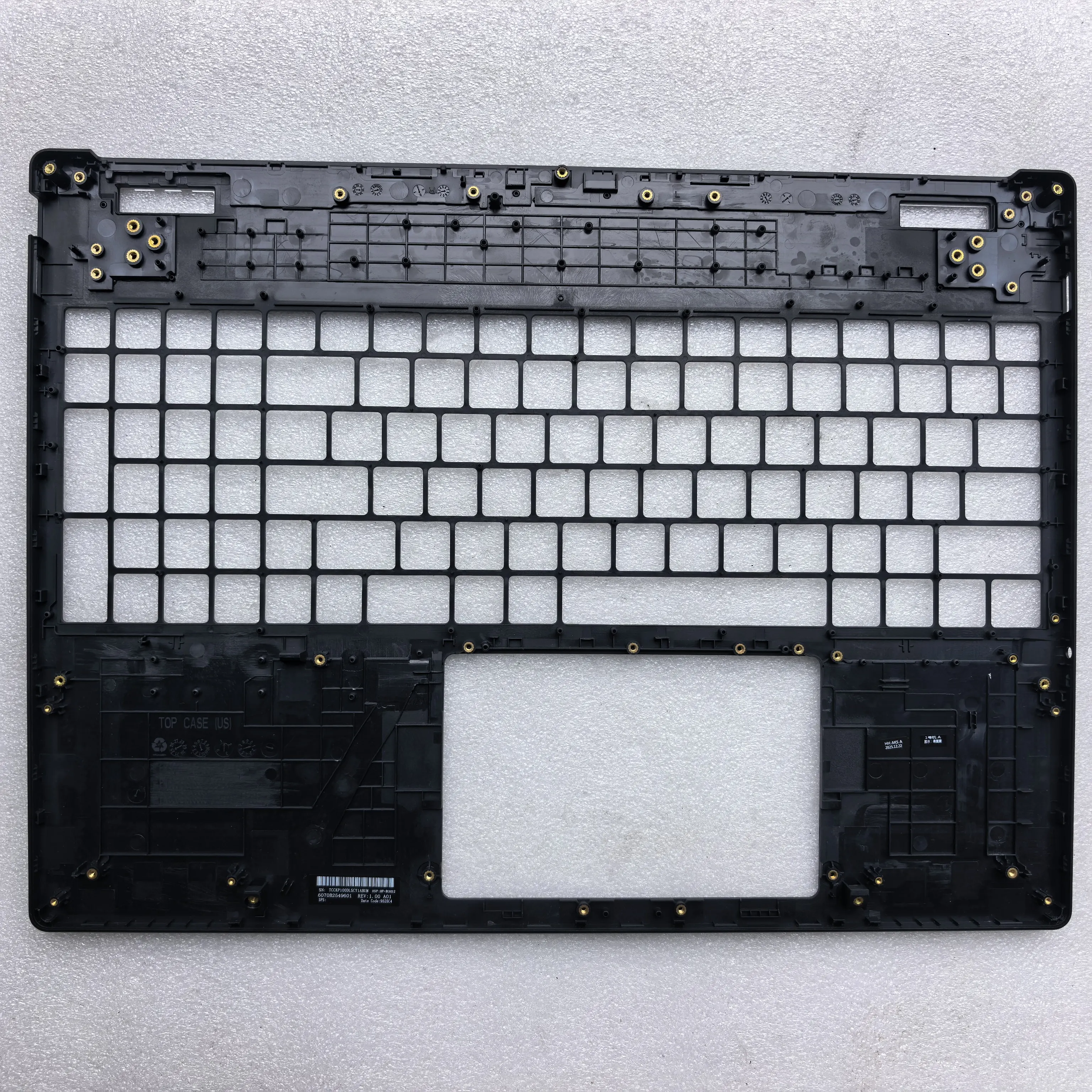 New laptop upper case cover palmrest for HP HyperX Pro15 OMEN 15-GA TPN-I145 I145A3 15-GB 6070B2549601
New laptop upper case cover palmrest for HP HyperX Pro15 OMEN 15-GA TPN-I145 I145A3 15-GB 6070B2549601
