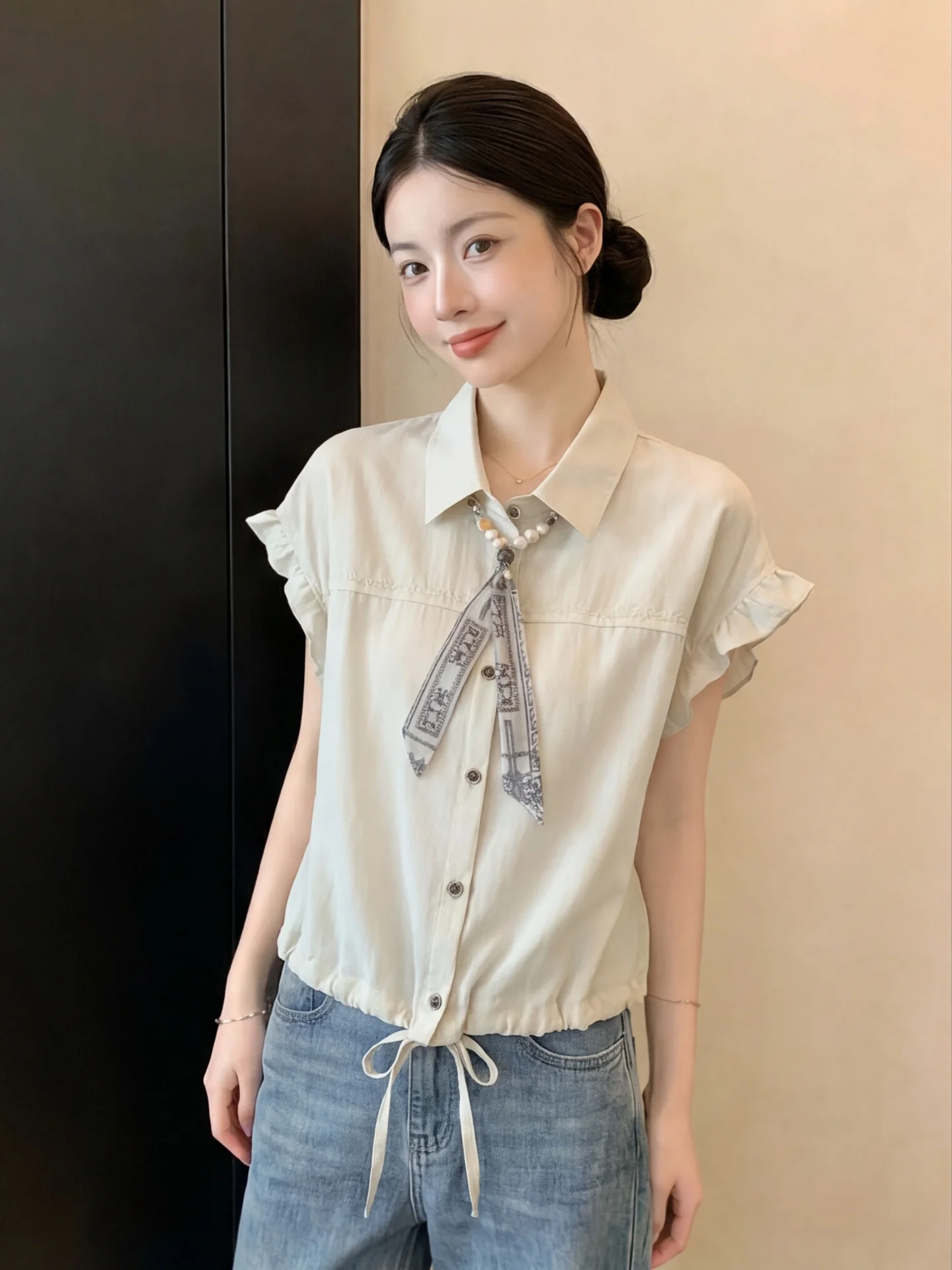 Green Collar Fly Sleeve Shirt Women Summer Trend Korean Style Fashion with Silk Scarf Drawstring Waist Inward Top
Green Collar Fly Sleeve Shirt Women Summer Trend Korean Style Fashion with Silk Scarf Drawstring Waist Inward Top