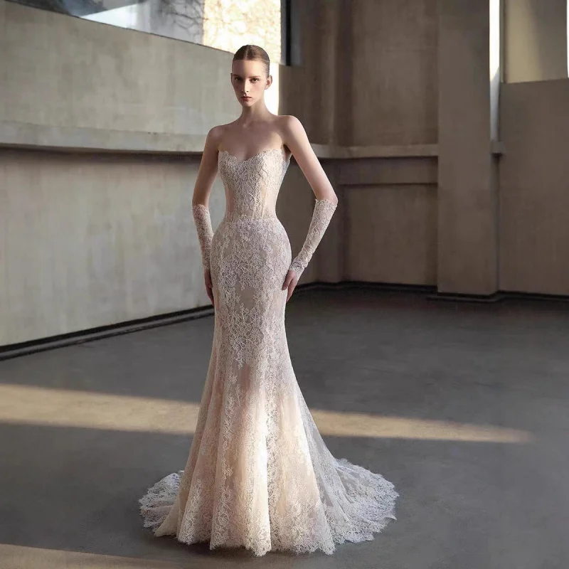 Новое поступление, женское простое основное свадебное платье без бретелек, текстурированное платье русалки во французском стиле, элегантное кружевное уличное платье с небольшим шлейфом
Новое поступление, женское простое основное свадебное платье без бретелек, текстурированное платье русалки во французском стиле, элегантное кружевное уличное платье с небольшим шлейфом