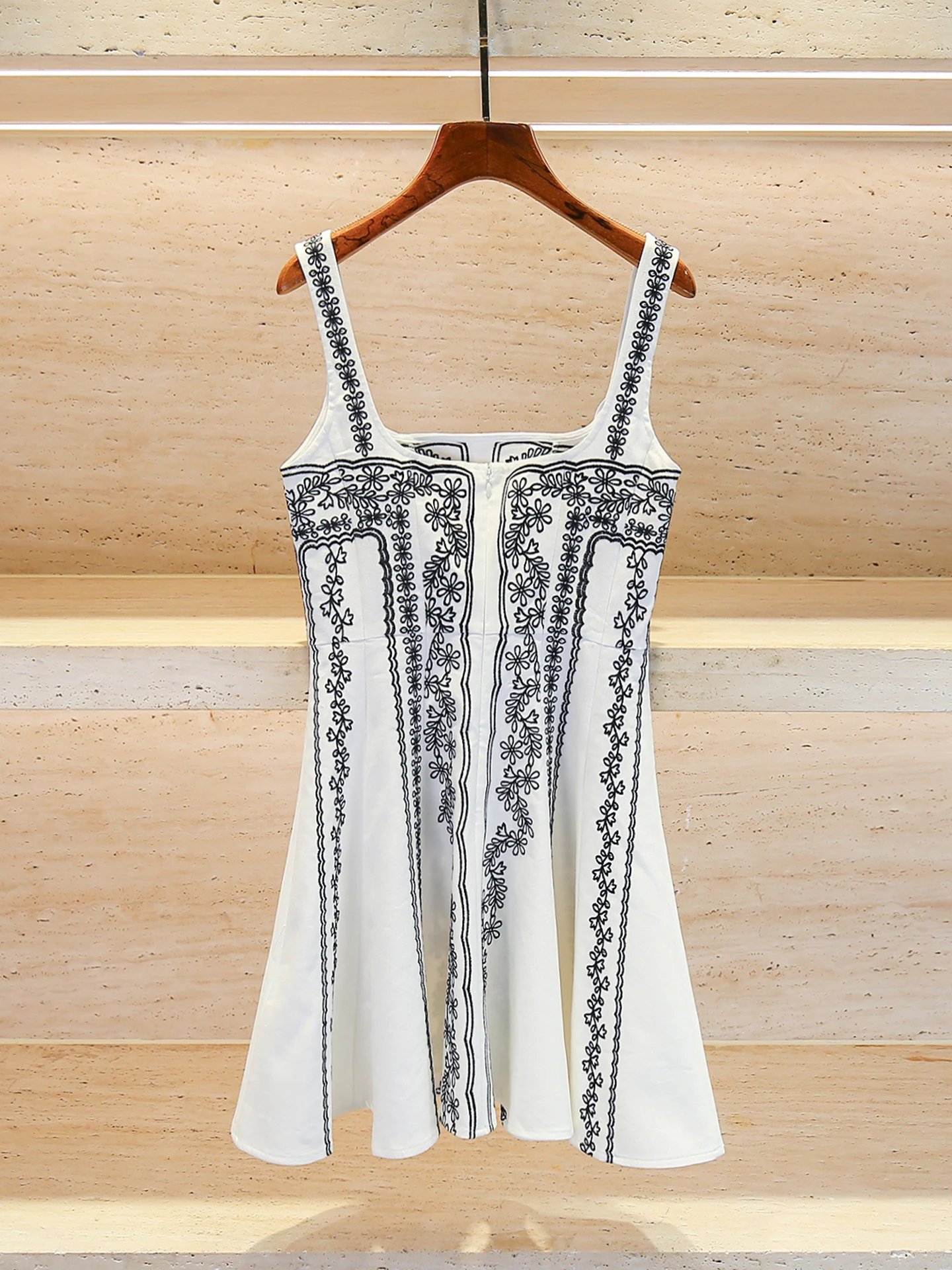 Ele Embroidered Belted ter Dr High Waist A-Line ort Skirt Sle Summer Spring Faion Commute Simple Design
Ele Embroidered Belted ter Dr High Waist A-Line ort Skirt Sle Summer Spring Faion Commute Simple Design