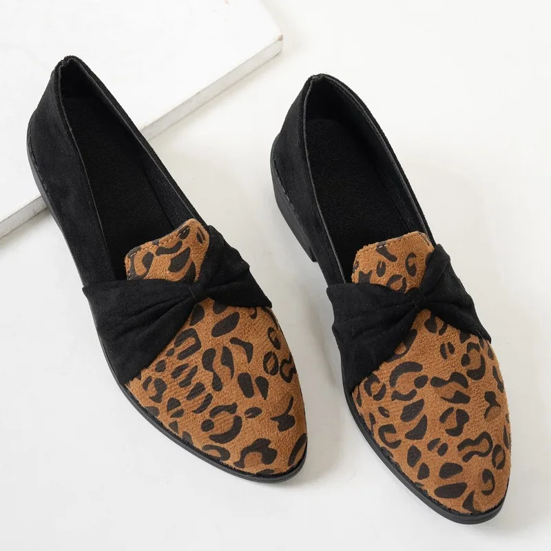 Women's Single Shoes with Roots Pointed Toe Square Heel Leopard Print Shoes for Women Roman Sexy One Kick Zapatillas De Mujer
Women's Single Shoes with Roots Pointed Toe Square Heel Leopard Print Shoes for Women Roman Sexy One Kick Zapatillas De Mujer