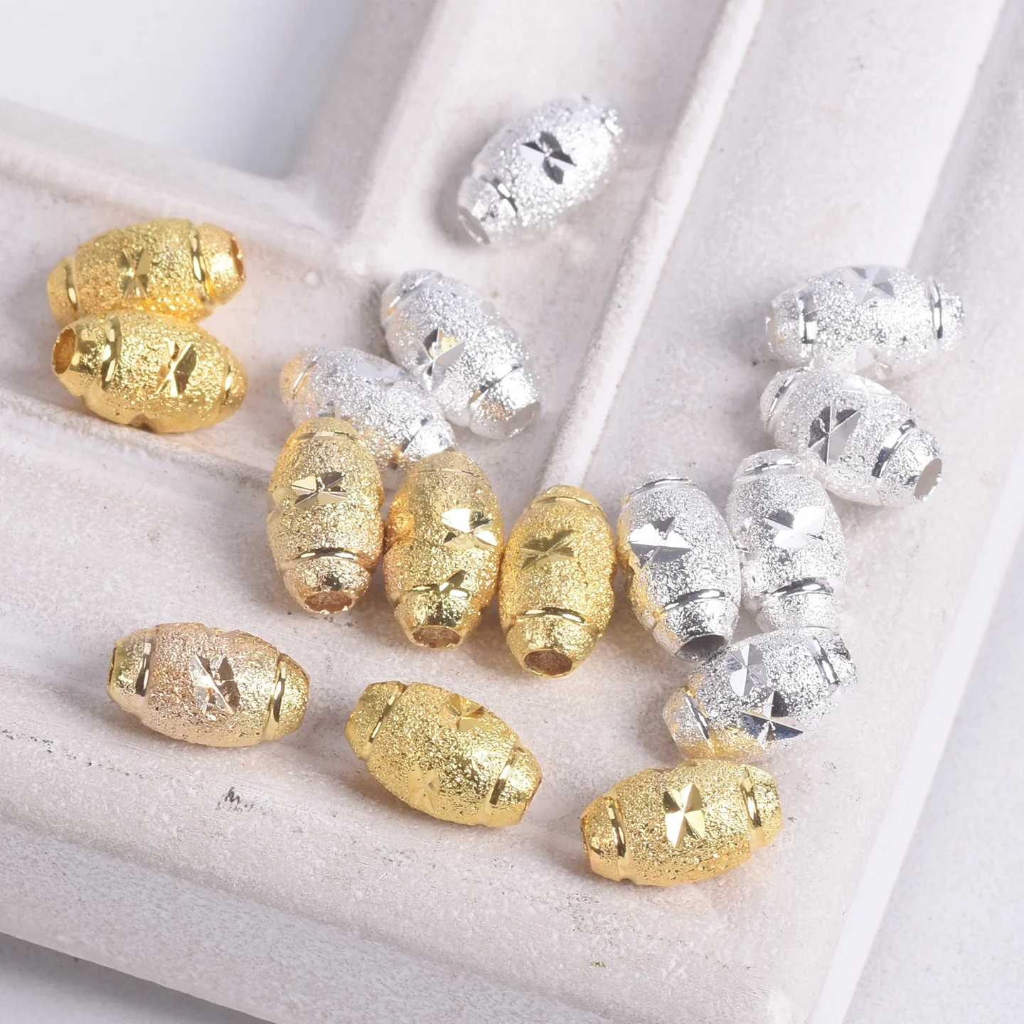 30pcs Oval Shape 5x8mm 6x10mm Plated Gold / Silver Color Hollow Brass Metal Loose Spacer Beads For Jewelry Making DIY
30pcs Oval Shape 5x8mm 6x10mm Plated Gold / Silver Color Hollow Brass Metal Loose Spacer Beads For Jewelry Making DIY