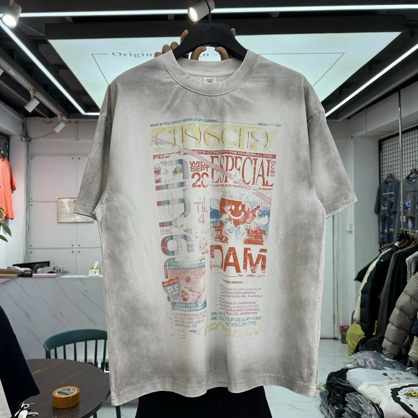 American Style Street Retro Washed Dyeing Letter Pattern Print Loose Heavyweight round Neck Short Sleeve T-Shirt Casual Cotto...
American Style Street Retro Washed Dyeing Letter Pattern Print Loose Heavyweight round Neck Short Sleeve T-Shirt Casual Cotto...