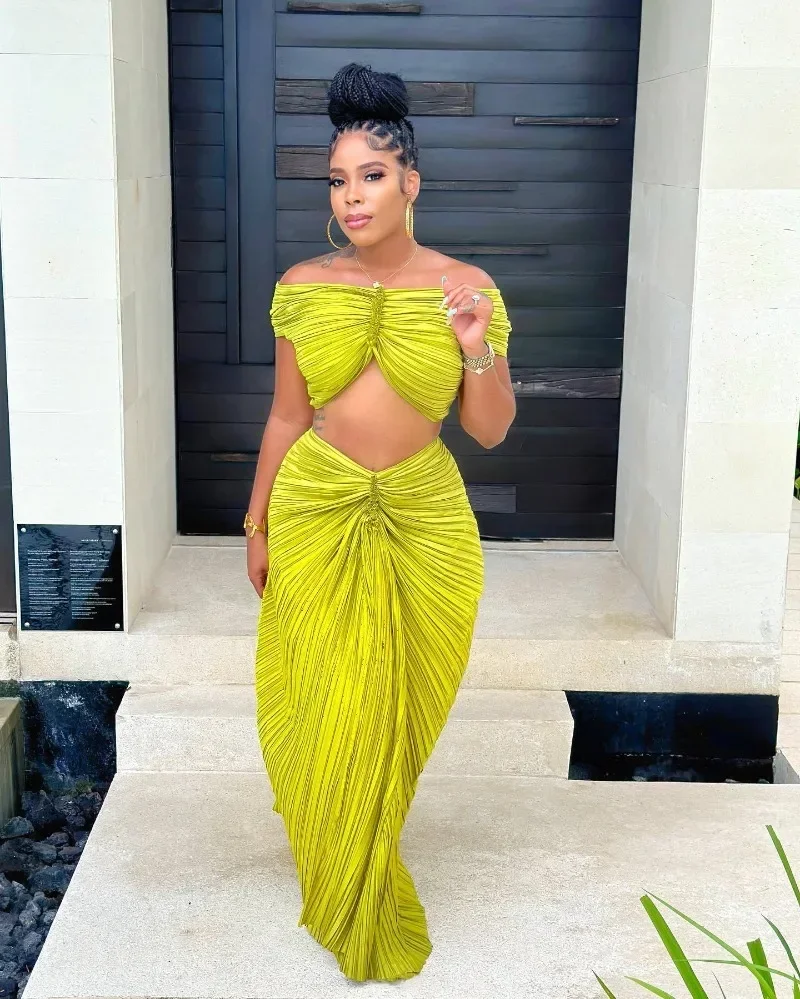 GUWU Pleated Women's Set Off Shoulder Ruched Crop Top and High Split Slim Maxi Skirt Fashion Two 2 Piece Set Outfits
GUWU Pleated Women's Set Off Shoulder Ruched Crop Top and High Split Slim Maxi Skirt Fashion Two 2 Piece Set Outfits
