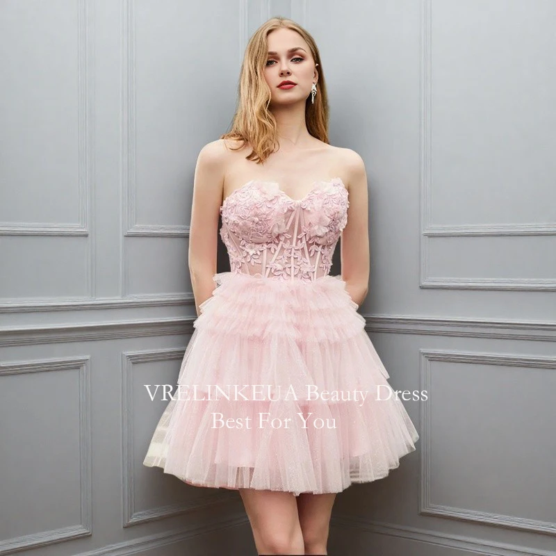 PInk Tiered Graduation Dress Lace Applique Short Homecoming Dresses Teens Customized Wedding Party Gown Sweet 15 16 Customized
PInk Tiered Graduation Dress Lace Applique Short Homecoming Dresses Teens Customized Wedding Party Gown Sweet 15 16 Customized