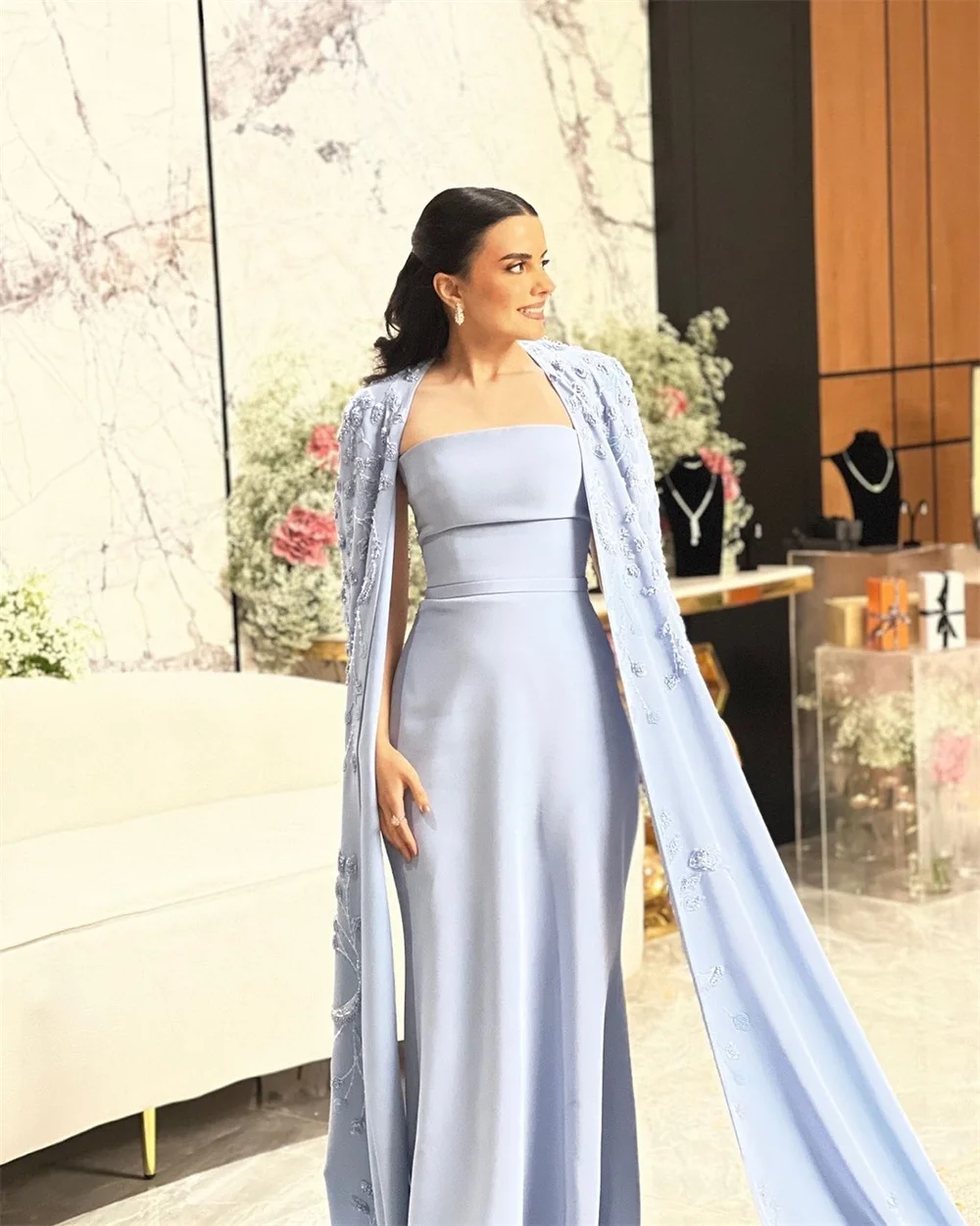 Prom Dresses Eleagnt Strapless Empie A-line Party Dress Floor Length Appliques Cap Sleeve Formal Evening Gowns 이브닝드레스 فستان
Prom Dresses Eleagnt Strapless Empie A-line Party Dress Floor Length Appliques Cap Sleeve Formal Evening Gowns 이브닝드레스 فستان