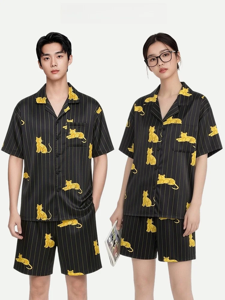Elegant Couple Pajamas Summer Ice Silk Stripe Short Sleeve Shorts Cool Feeling Wearable Outdoor Home Clothes Soft Polyester
Elegant Couple Pajamas Summer Ice Silk Stripe Short Sleeve Shorts Cool Feeling Wearable Outdoor Home Clothes Soft Polyester