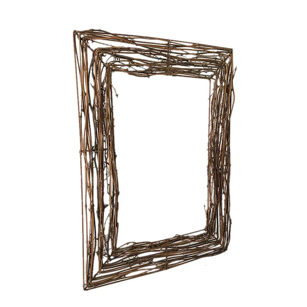 Rustic Rattan Wreath Base Garland Natural Vine Branch Craft Supply Christmas Decor Floral Decor Base DIY Ornament
Rustic Rattan Wreath Base Garland Natural Vine Branch Craft Supply Christmas Decor Floral Decor Base DIY Ornament