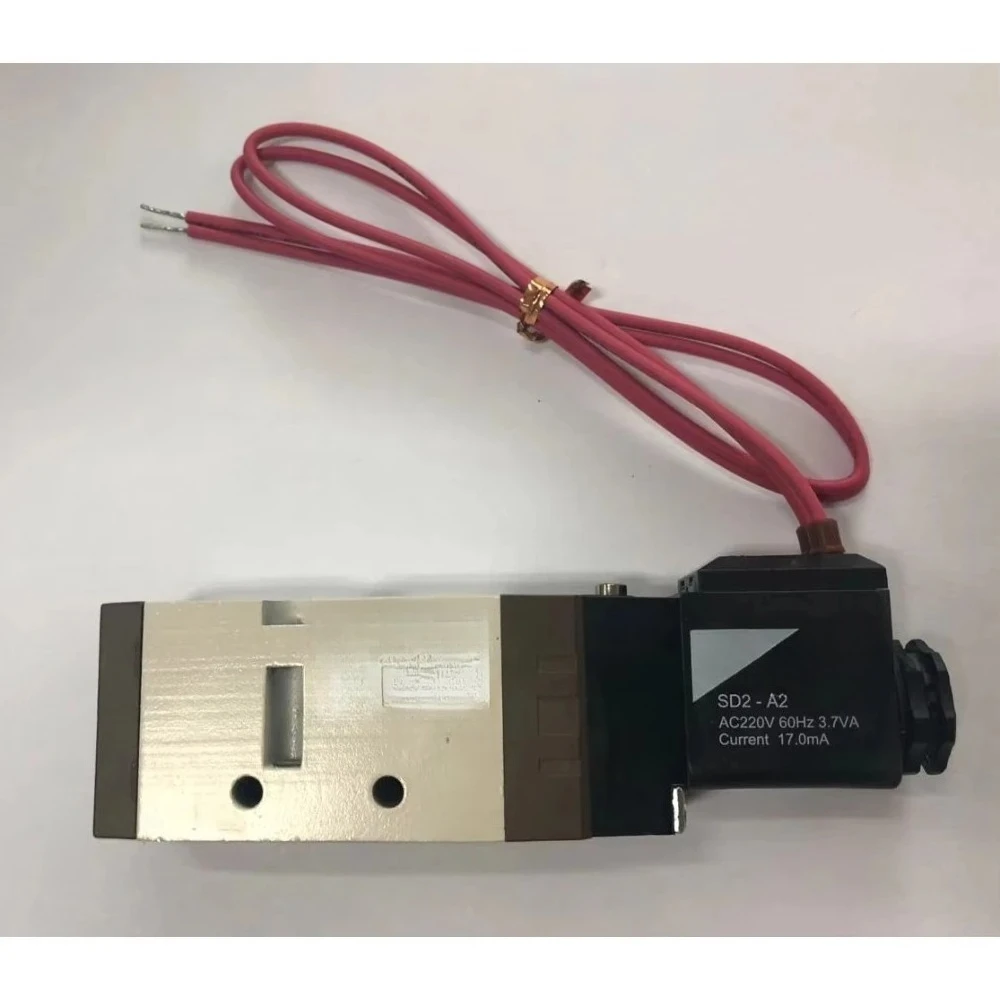Электромагнитный клапан SF4101-IP AC220V
Электромагнитный клапан SF4101-IP AC220V