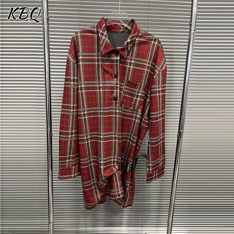 KBQ Hit Color Spliced Button Plaid Shirt for Women Lapel Long Sleeve Minimalist Chic Loose Top Femalae Fashion Style Winter New
KBQ Hit Color Spliced Button Plaid Shirt for Women Lapel Long Sleeve Minimalist Chic Loose Top Femalae Fashion Style Winter New