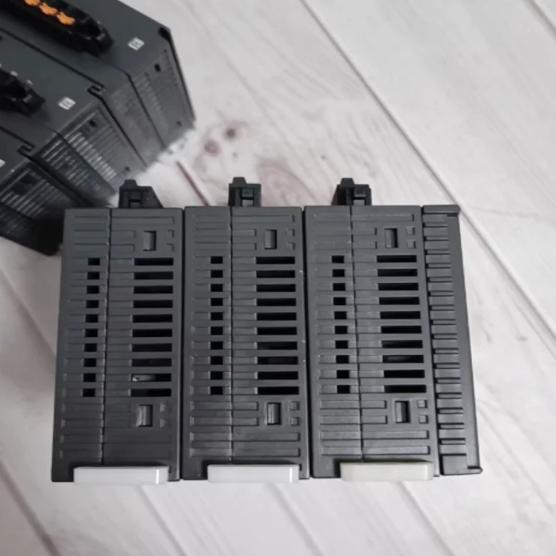 Brand new original module AS32AN02T-A AS64AN02T-A AS16AP11R-A AS64AM10N-A AS16AN01R-A AS08AM10N-A AS08AN01R-A
Brand new original module AS32AN02T-A AS64AN02T-A AS16AP11R-A AS64AM10N-A AS16AN01R-A AS08AM10N-A AS08AN01R-A